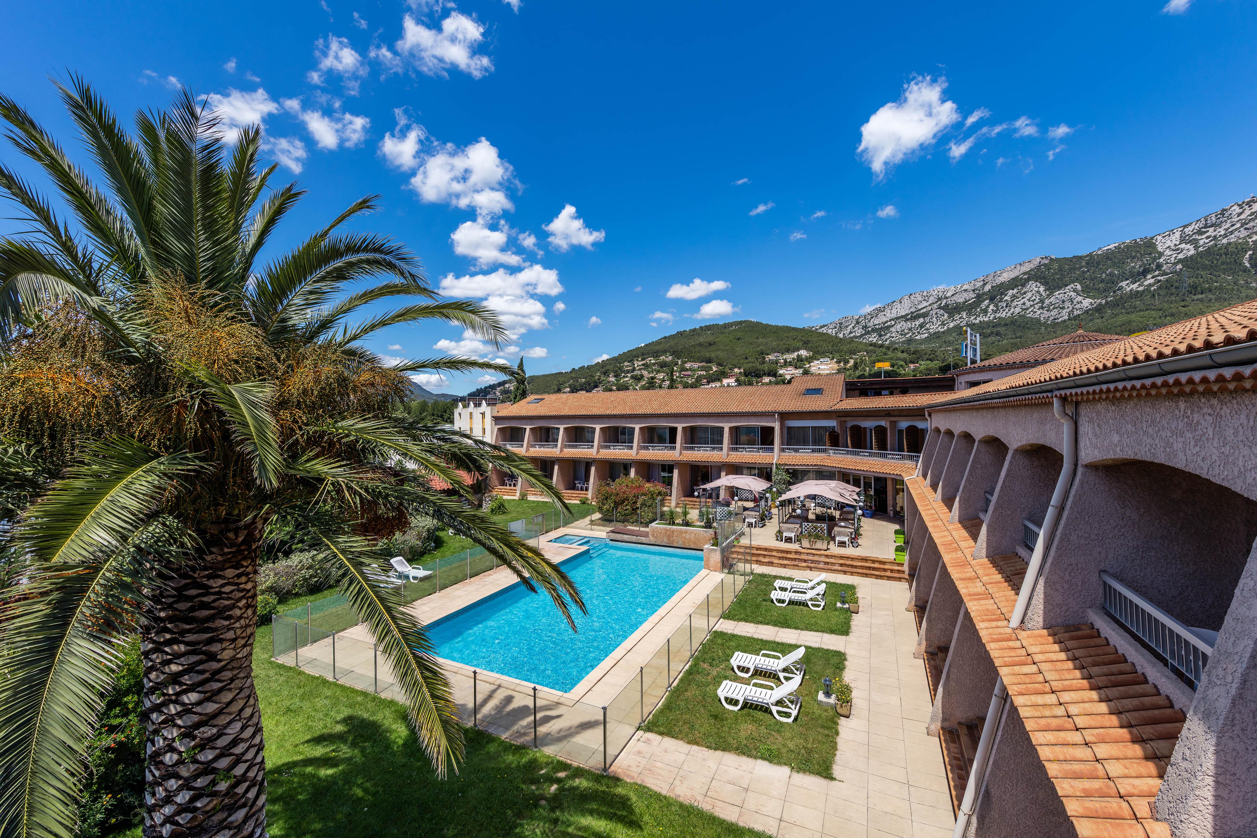 Noemys Toulon La Valette - Hotel Restaurant Avec Piscine Εξωτερικό φωτογραφία