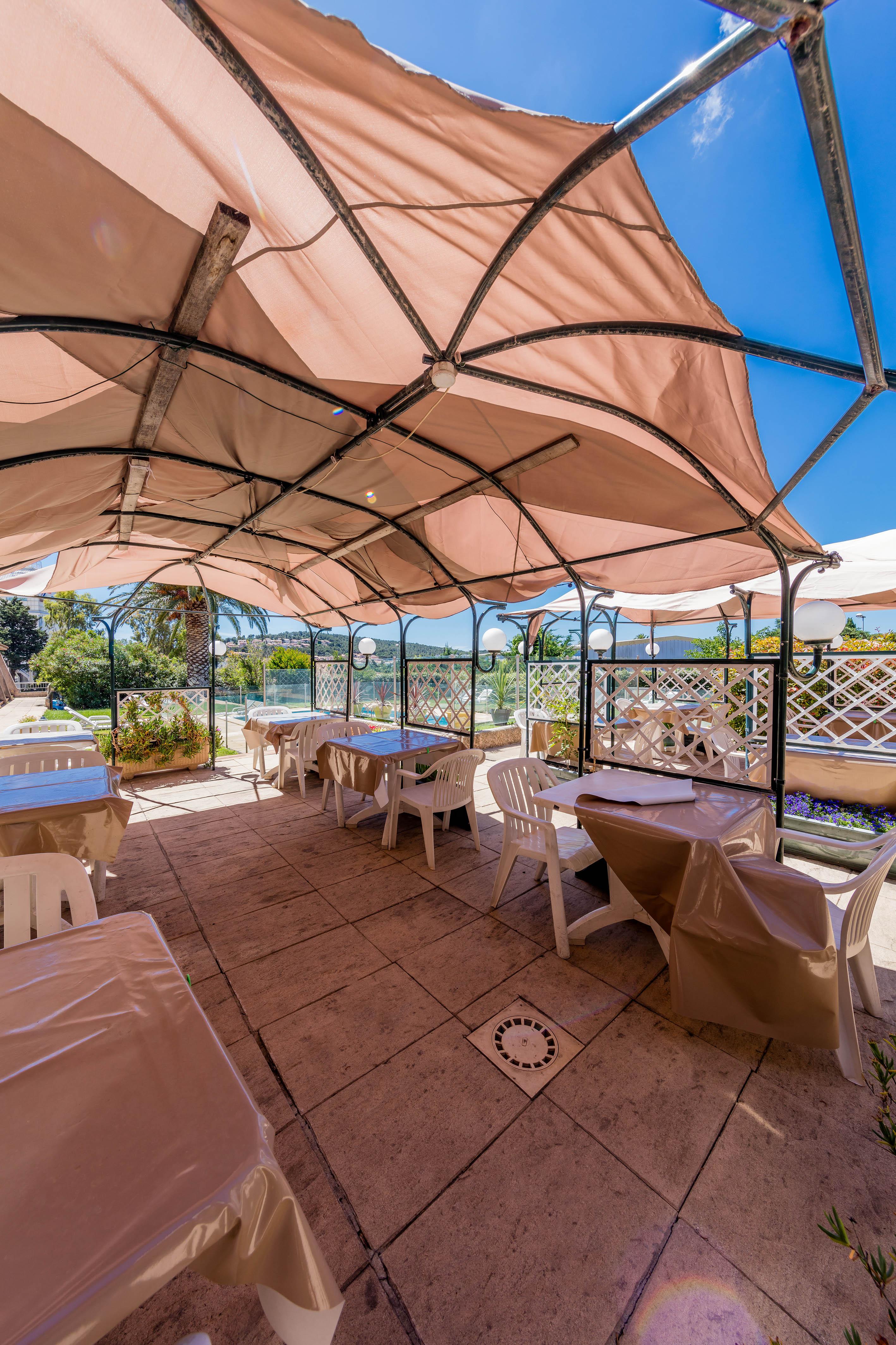 Noemys Toulon La Valette - Hotel Restaurant Avec Piscine Εξωτερικό φωτογραφία