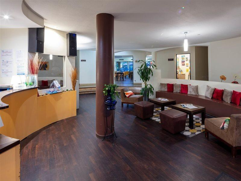 Noemys Toulon La Valette - Hotel Restaurant Avec Piscine Εξωτερικό φωτογραφία