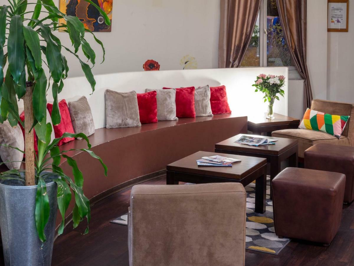 Noemys Toulon La Valette - Hotel Restaurant Avec Piscine Εξωτερικό φωτογραφία
